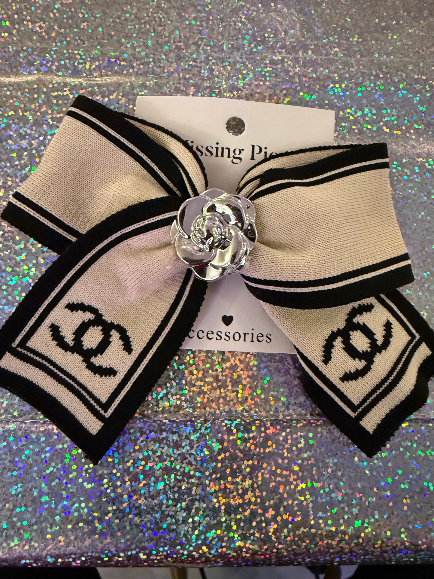 CC large Bows